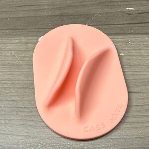 ❣️5|$25❣️Case-Mate Coral Silicone Phone Grip. Lip balm- lipgloss holder